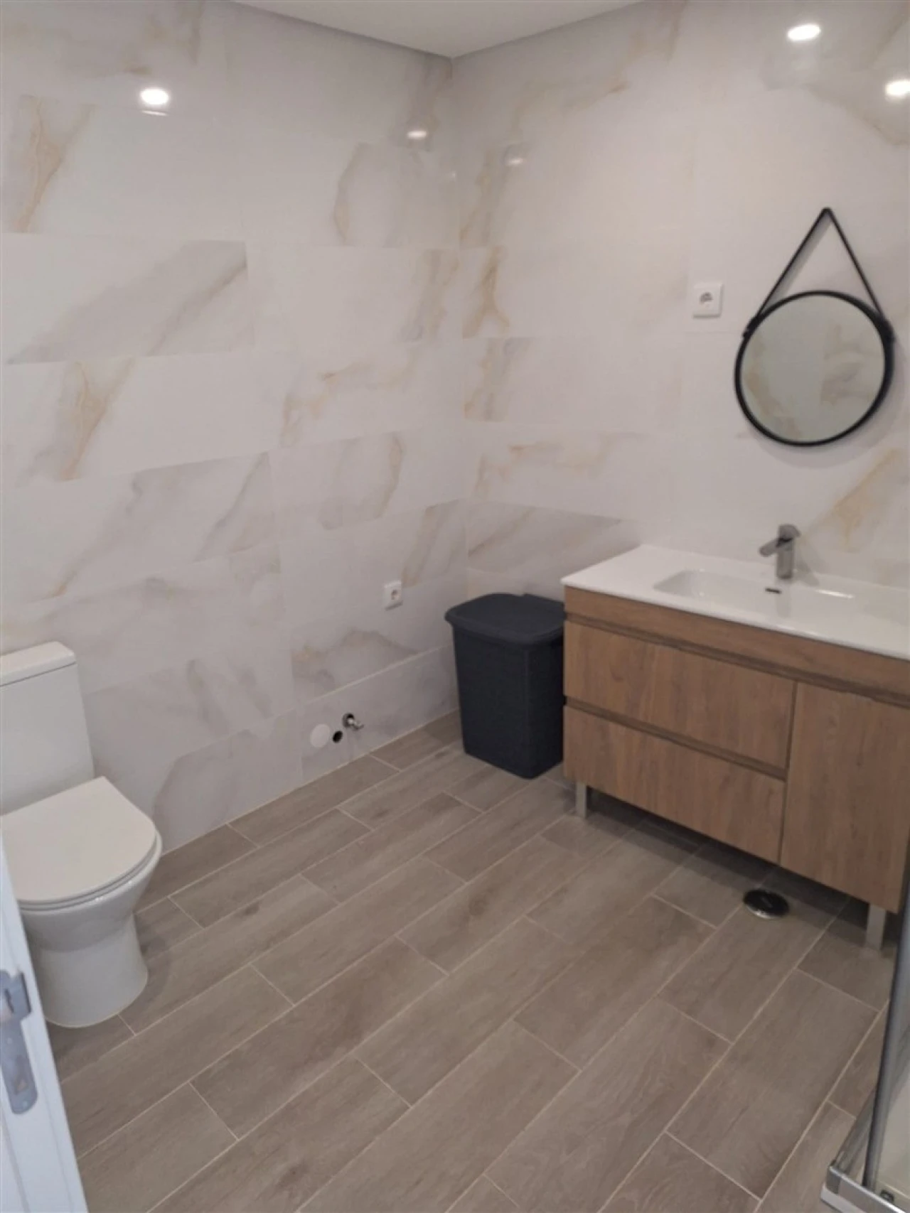 Apartamento T1 para Venda em Queluz e Belas Foto 4