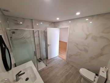 Apartamento T1 para Venda em Queluz e Belas