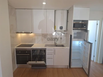 Apartamento T1 para Venda em Queluz e Belas