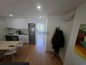 Apartamento T1 para Venda em Queluz e Belas