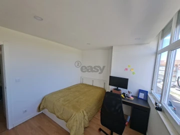 Apartamento T1 para Venda em Queluz e Belas