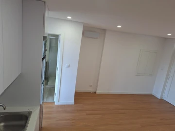 Apartamento T1 para Venda em Queluz e Belas