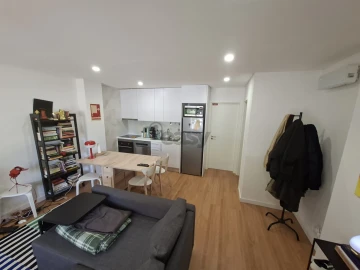 Apartamento T1 para Venda em Queluz e Belas