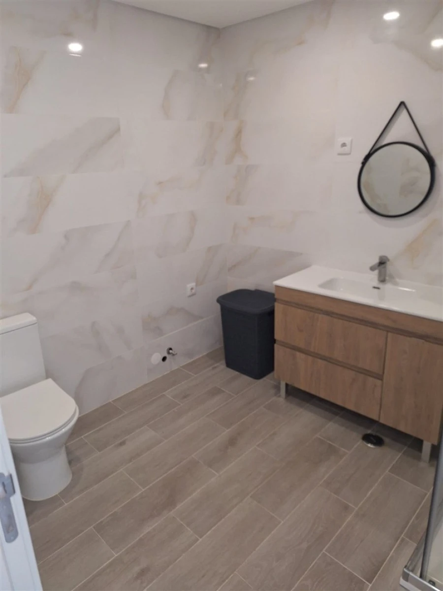 Apartamento T1 para Venda em Queluz e Belas Foto 4