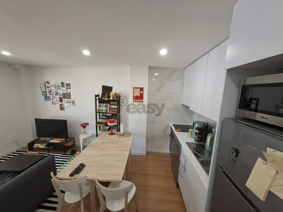 Apartamento T1 para Venda em Queluz e Belas Foto 5