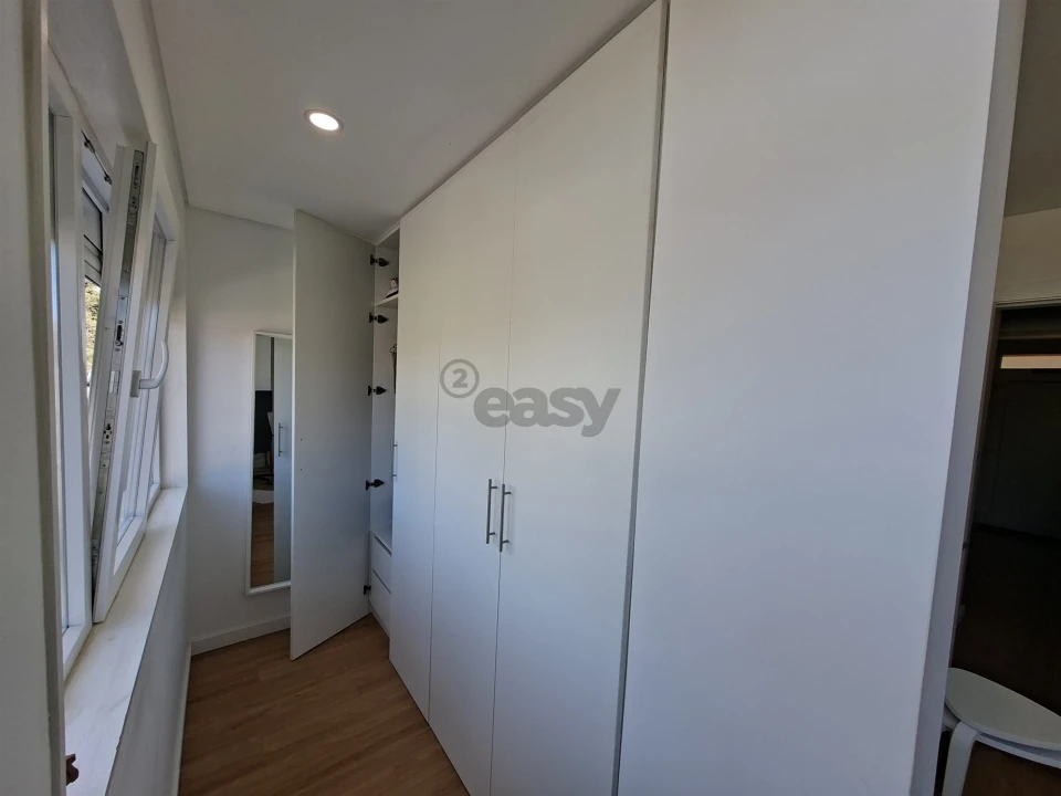 Apartamento T1 para Venda em Queluz e Belas Foto 14