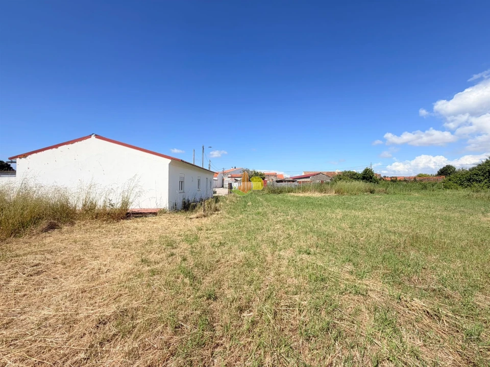 Moradia T3 para Venda em Lavos Foto 34