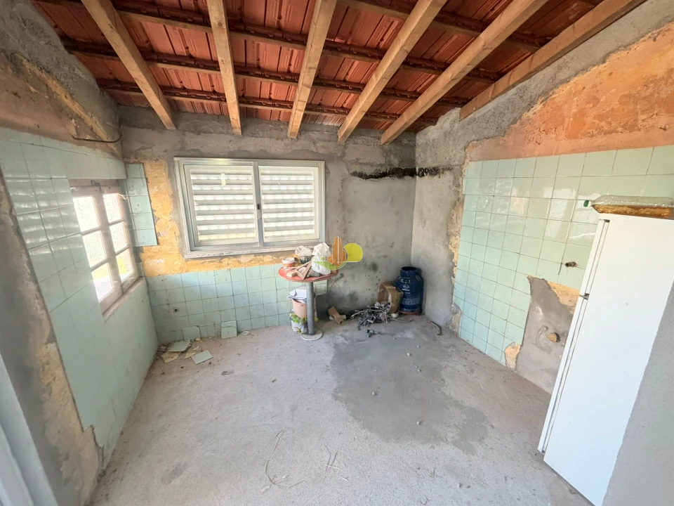 Moradia T3 para Venda em Lavos Foto 26