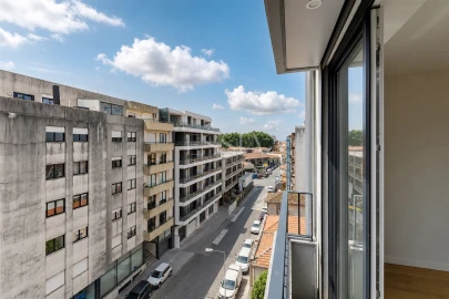 Apartamento T1 para Venda em Paranhos