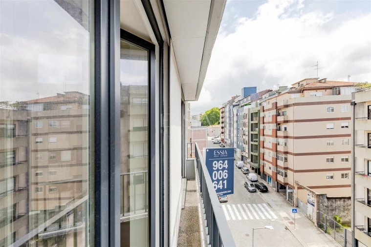 Apartamento T1 para Venda em Paranhos Foto 11