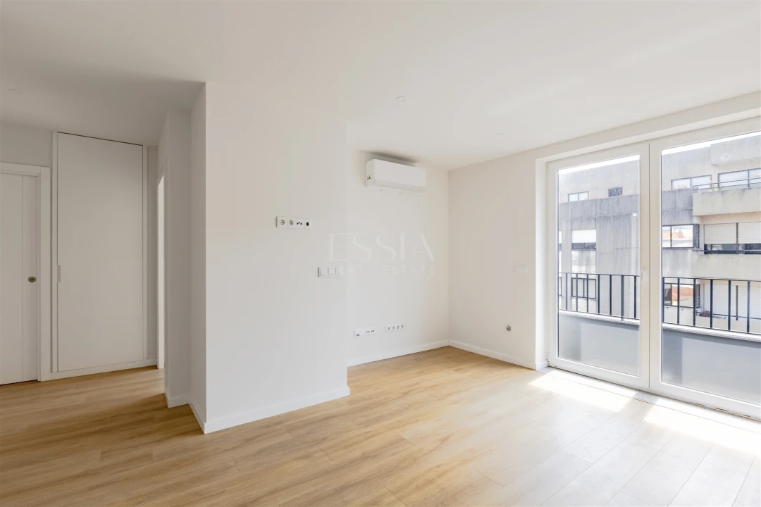 Apartamento T1 para Venda em Paranhos Foto 24