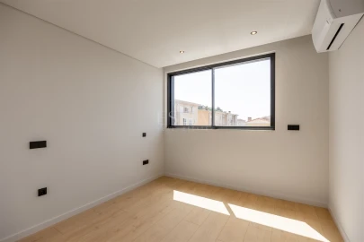 Apartamento T4 para Venda em Gondomar (São Cosme), Valbom e Jovim