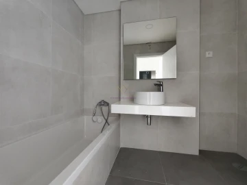 Apartamento T5 para Venda em Carnaxide e Queijas