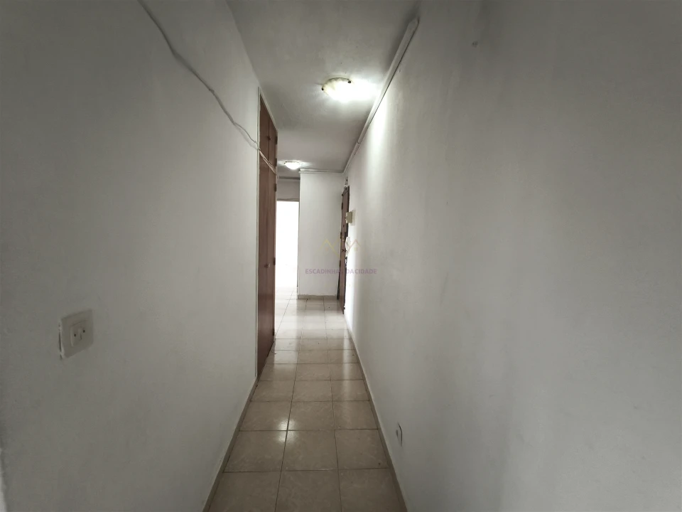 Apartamento T3 para Venda em Santo António dos Cavaleiros e Frielas Foto 22