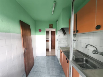 Apartamento T3 para Venda em Santo António dos Cavaleiros e Frielas