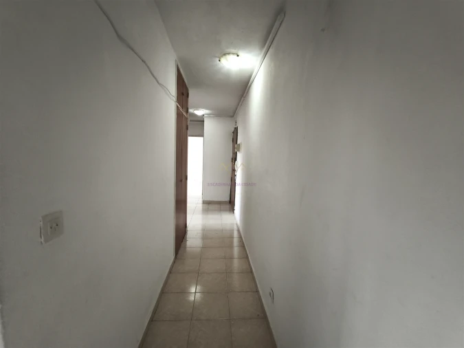 Apartamento T3 para Venda em Santo António dos Cavaleiros e Frielas Foto 22