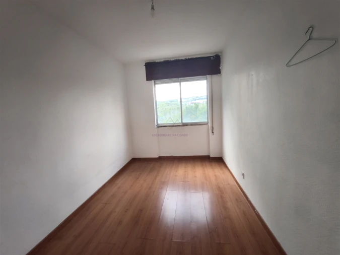 Apartamento T3 para Venda em Santo António dos Cavaleiros e Frielas Foto 14