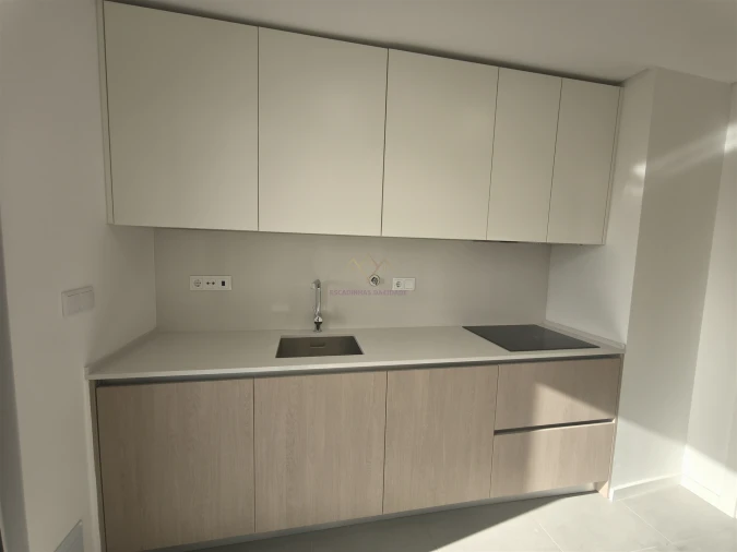 Apartamento T2 para Venda em Carnaxide e Queijas Foto 14