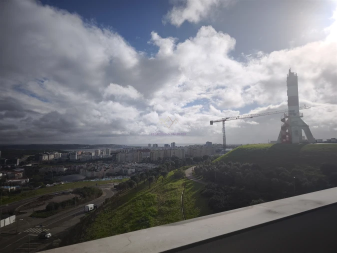 Apartamento T2 para Venda em Carnaxide e Queijas Foto 6