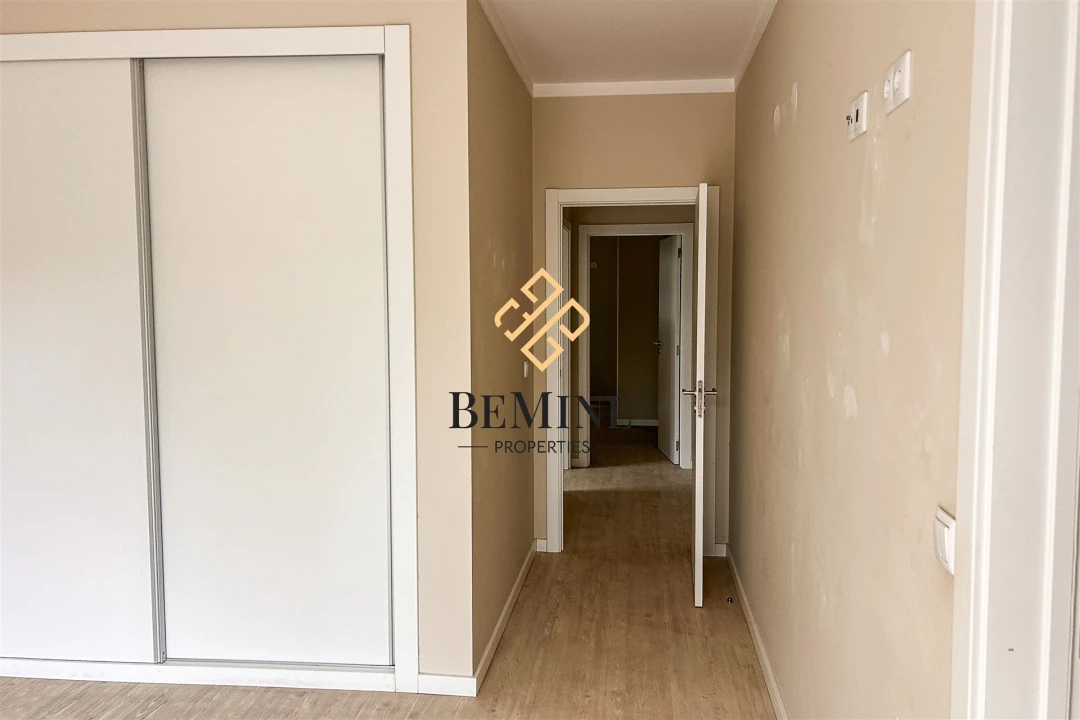 Apartamento T3 para Arrendamento em Funchal (Santa Maria Maior) Foto 38