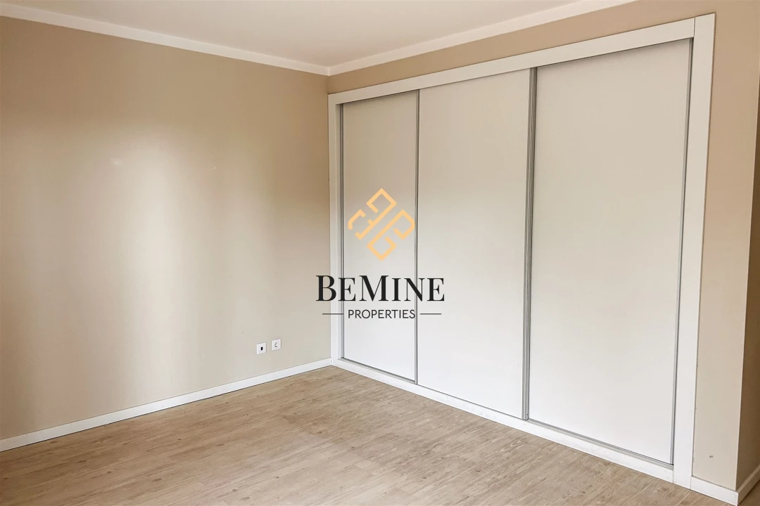 Apartamento T3 para Arrendamento em Funchal (Santa Maria Maior) Foto 39