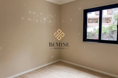 Apartamento T3 para Arrendamento em Funchal (Santa Maria Maior)