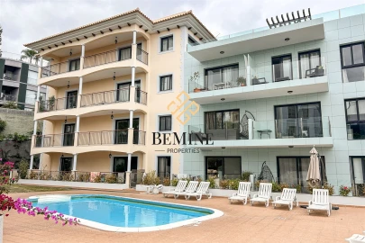 Apartamento T3 para Arrendamento em Funchal (Santa Maria Maior)