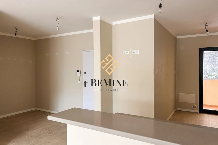 Apartamento T3 para Arrendamento em Funchal (Santa Maria Maior) Foto 15