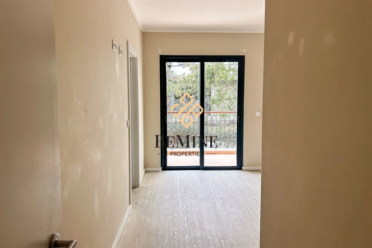 Apartamento T3 para Arrendamento em Funchal (Santa Maria Maior) Foto 23