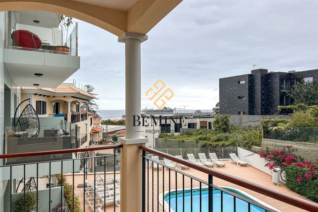 Apartamento T3 para Arrendamento em Funchal (Santa Maria Maior) Foto 2