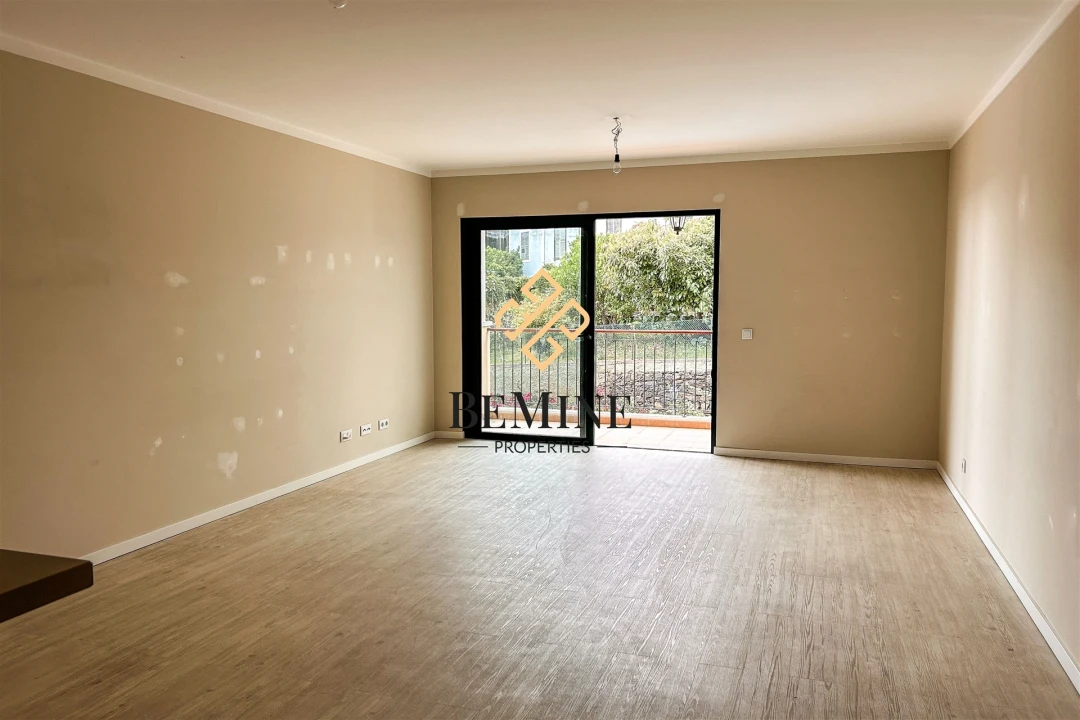 Apartamento T3 para Arrendamento em Funchal (Santa Maria Maior) Foto 6