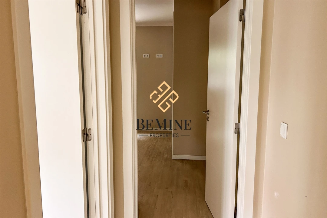 Apartamento T3 para Arrendamento em Funchal (Santa Maria Maior) Foto 27