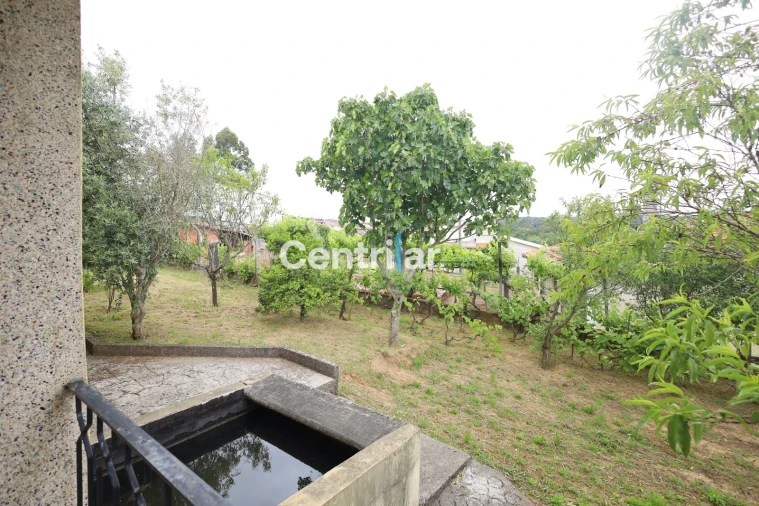 Moradia T3 para Venda em Mundão Foto 20