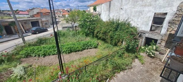 Moradia T3 para Venda em Malhadas