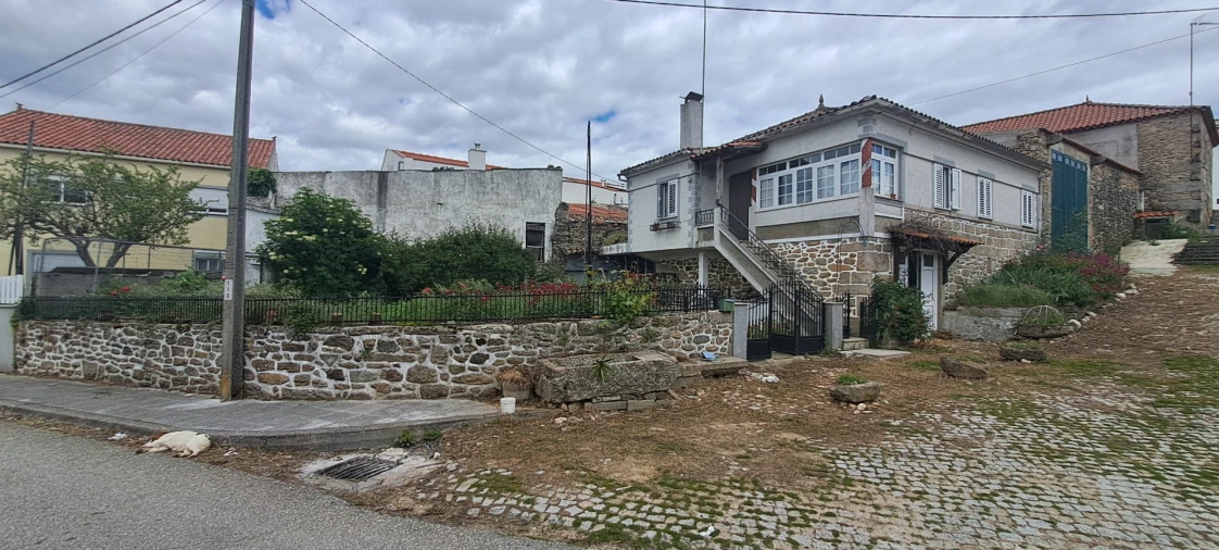 Moradia T3 para Venda em Malhadas Foto 3