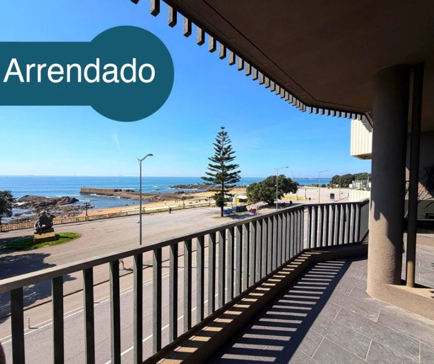 Apartamento T3 para Arrendamento em Aldoar, Foz do Douro e Nevogilde Foto 1