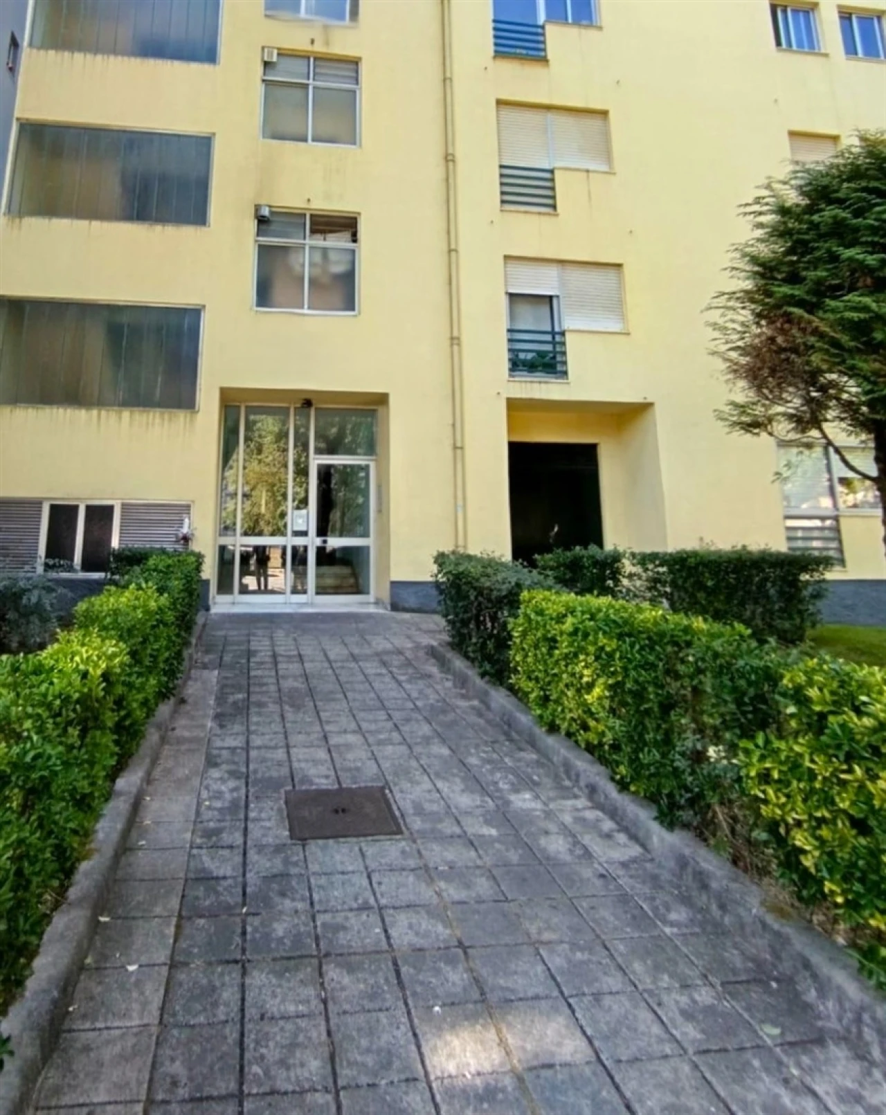 Apartamento T1 para Venda em Ramalde Foto 8