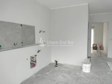 Apartamento T4 para Venda em Rio de Loba