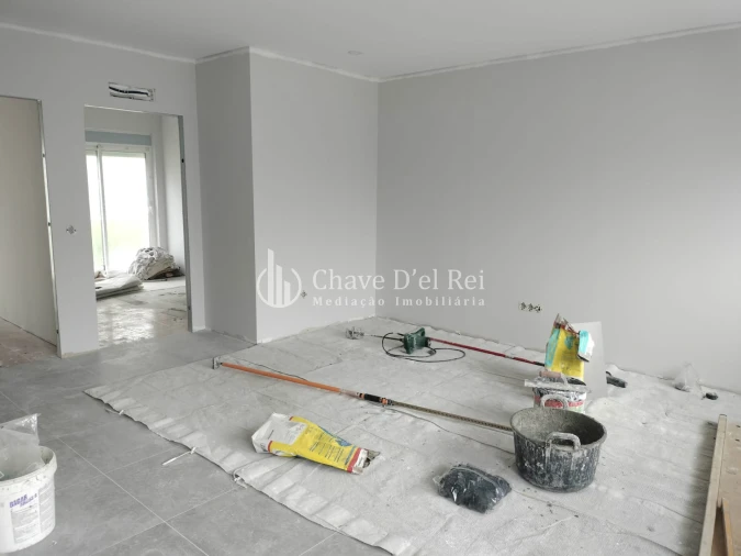 Apartamento T4 para Venda em Rio de Loba Foto 2