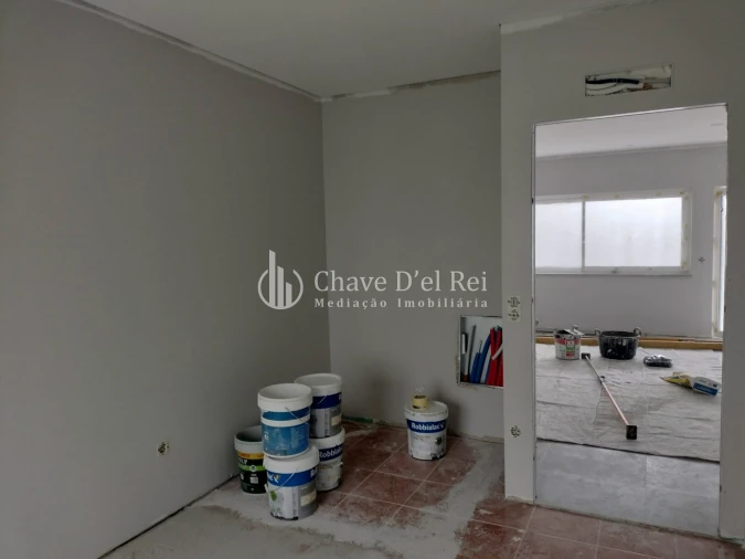 Apartamento T4 para Venda em Rio de Loba Foto 5