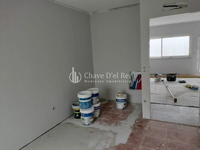 Apartamento T4 para Venda em Rio de Loba Foto 7
