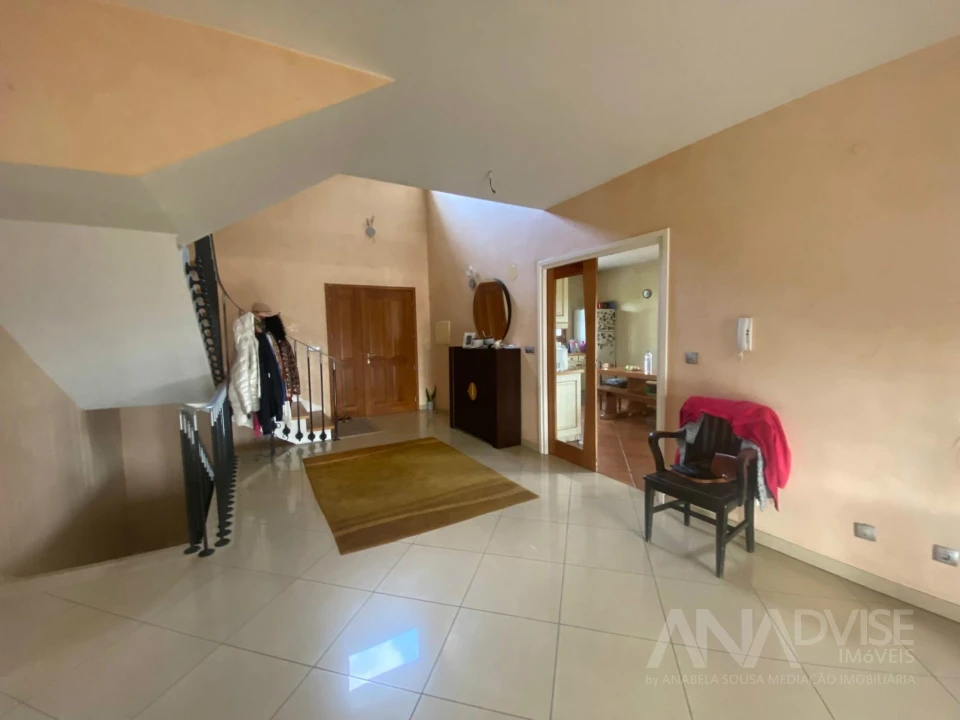 Moradia T4 para Venda em Mundão Foto 25