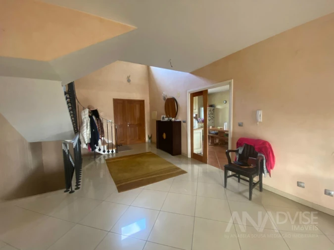 Moradia T4 para Venda em Mundão Foto 25