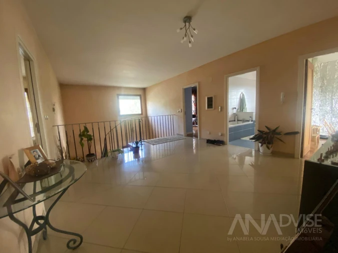 Moradia T4 para Venda em Mundão Foto 15