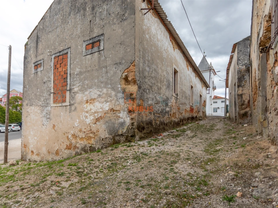 Armazém para Venda em Alcanena e Vila Moreira Foto 13