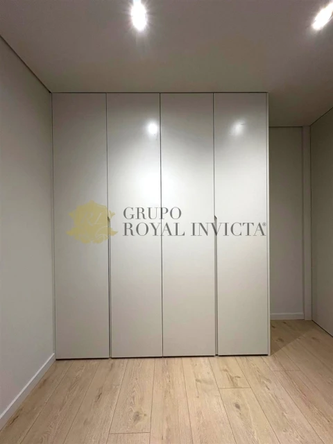 Apartamento T4 para Venda em Gondomar (São Cosme), Valbom e Jovim