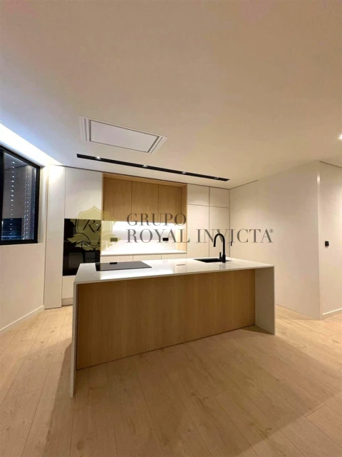 Apartamento T4 para Venda em Gondomar (São Cosme), Valbom e Jovim