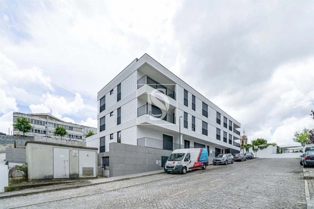 Apartamento T1 para Arrendamento em Barcelinhos Foto 10