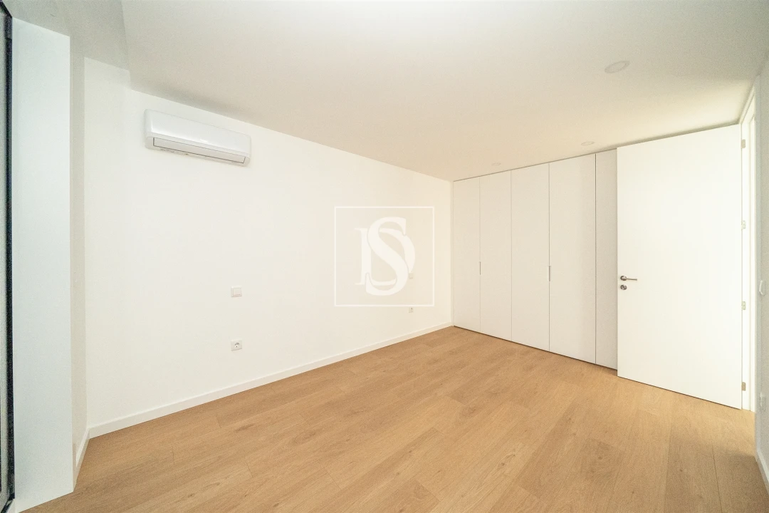 Apartamento T1 para Arrendamento em Barcelinhos Foto 7