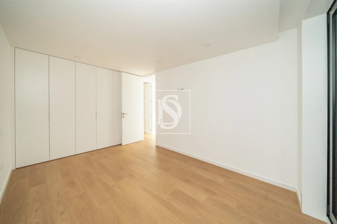 Apartamento T1 para Arrendamento em Barcelinhos Foto 8